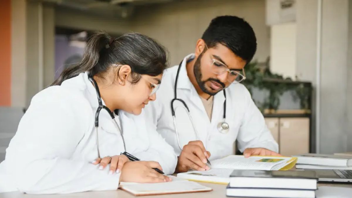 Top Healthcare Courses to Explore in 2026