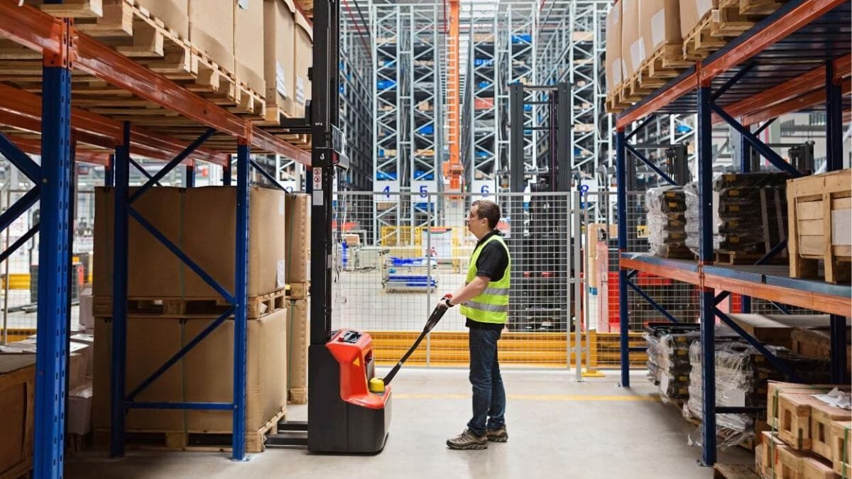 An Easy Guide to Material Handling for Beginners