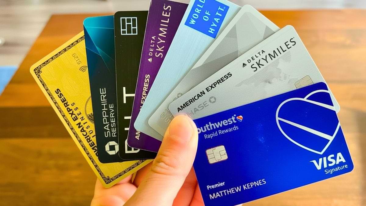 6 Best Travel Credit Cards For Bad Or Fair Credit (2026)